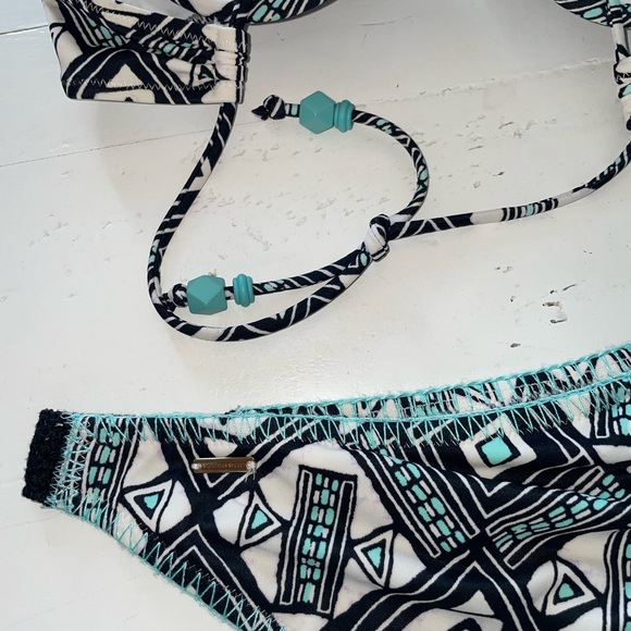 3 Piece Victoria’s Secret Bikini - Picture 6 of 10